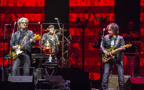 2019-04-26 Hall & Oates Perform At Resorts World Arena Birmingham Credit Redferns