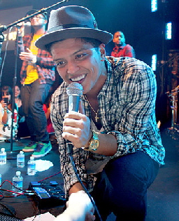 Bruno_Mars,_Las_Vegas_2010